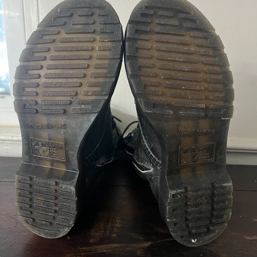 Rare Dr. Martens 14-Eye Boots – Black & Silver Sequin Detail - Picture 4 of 8